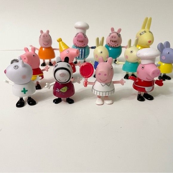 Lot of 20 Peppa Pig Figures Toys - Picture 8 of 16